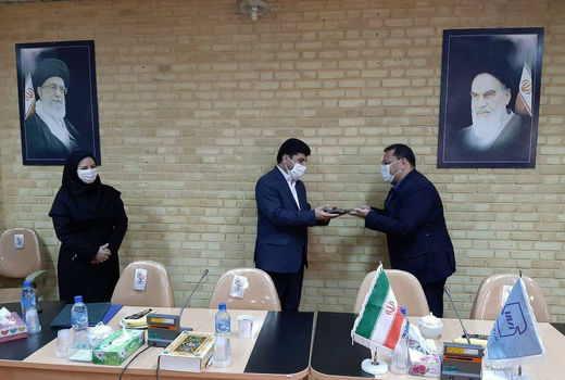 صدور پروانه کاربرد نشان و حد مجاز آلاینده ها در محصولات کشاورزی برای اولین بار در استان آذربایجان شرقی