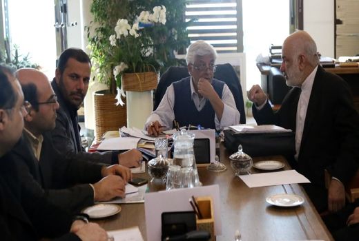 برنامه‌‌ریزی‌‌های لازم برای تخصیص آب به کشاورزان استان اصفهان صورت گیرد