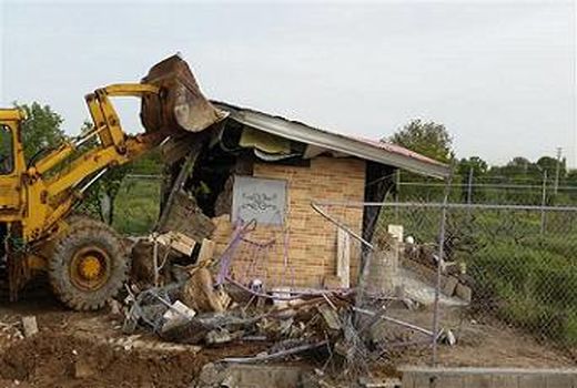 قلع و قمع 40 بنای غیر مجاز در اراضی شهرستان ابهر