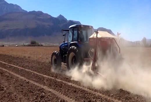 آغاز کاشت جو پاییزه در فریدن