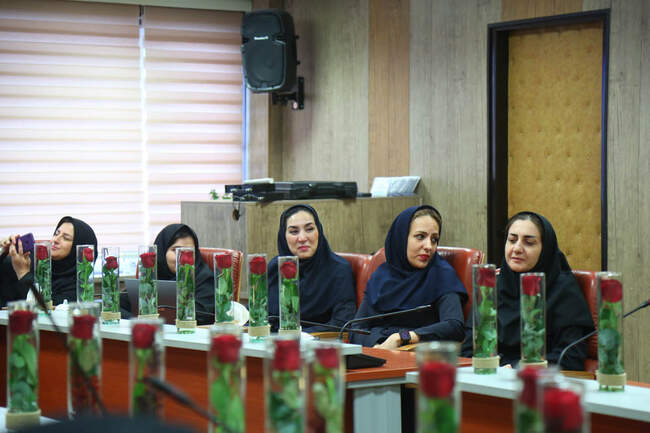 مراسم گرامیداشت روز زن در موسسه جهاد استقلال  