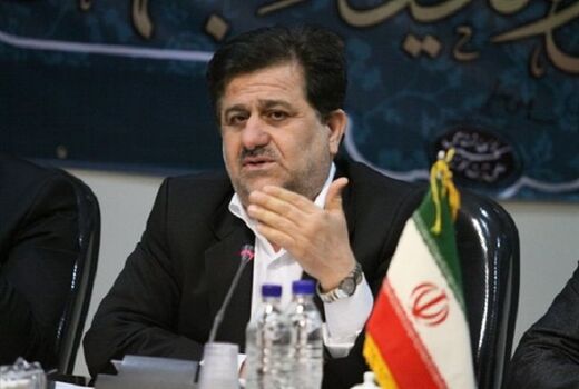 هجوم ملخ صحرایی به ۱۰ استان جنوبی کشور در اواخر فروردین ماه
