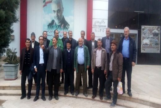 بازدید  بهره برداران شهرستان تاکستان از نمایشگاه بین المللی ماشین آلات کشاورزی قزوین