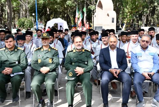 اختتامیه طرح تابستانه بسیج عشایری و تکریم خانواده‌های شهدا در اهر برگزار شد