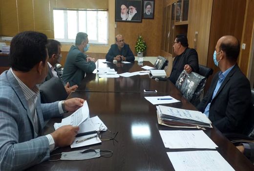 موافقت اولیه  در پرونده های متقاضیان احداث باغ و گیاهان دارویی در سال جاری  در ایلام