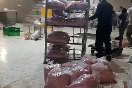 کشف و شناسایی یک کارگاه غیرمجاز قطعه بندی مرغ در حومه شهر تبریز