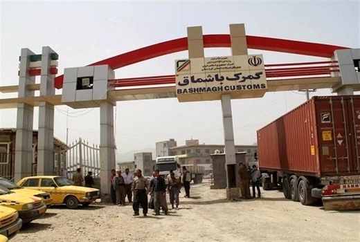 کنجاله سویا از مرز باشماق مریوان وارد کشور می‌شود