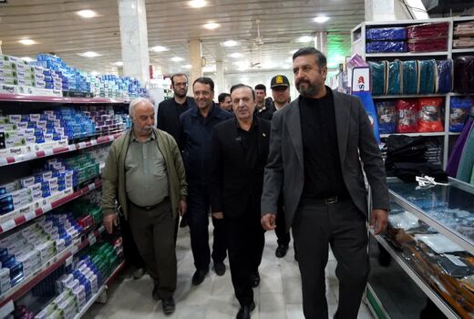 بازدید استاندار قزوین از فروشگاه‌های زنجیره‌ای شهر