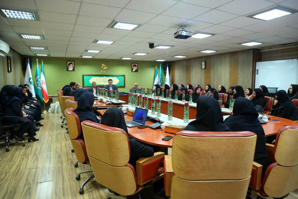 مراسم گرامیداشت روز زن در موسسه جهاد استقلال  