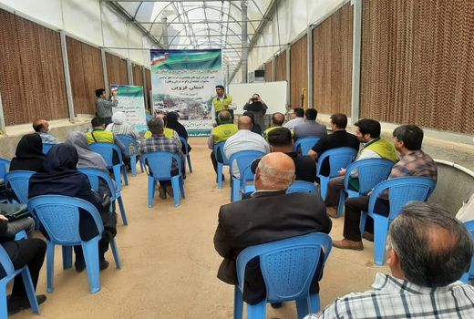 نهمین کاروان ترویجی ارتقای بهره وری کشاورزی در عرصه بیماری‌های گلخانه‌ای در استان قزوین برگزار شد