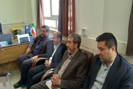 تربیت و آموزش کارشناسان ناظر گلخانه‌ای، دامپروری و آب‌وخاک