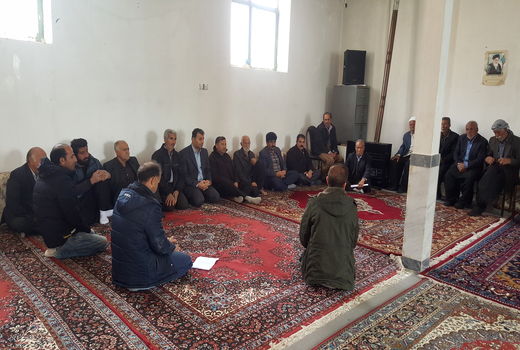 مشکلات باغداران پسته مرتفع می شود.