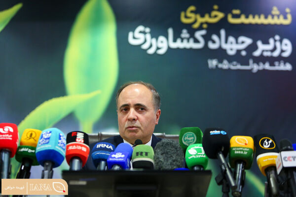 وزیر جهاد کشاورزی: هیچ گوشت مرغ آلوده‌‌ای در کشور توزیع نشده است