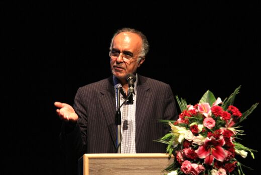  سیاست را وارد فرهنگ نکنید!