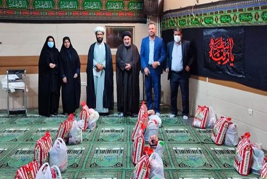 توزیع بسته معیشتی جهاد کشاورزی فارس بین نیازمندان 