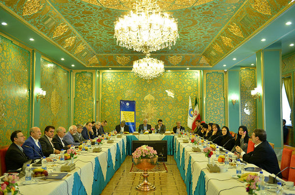 توسعه گردشگری حمایت از تولید ایرانی است