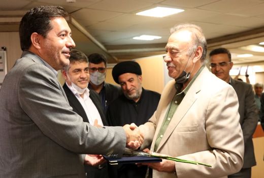 پرد‌‌اخت یارانه به وارد‌‌کنند‌‌گان نهاد‌‌ه‌ها یک سیاست اشتباه بود‌‌