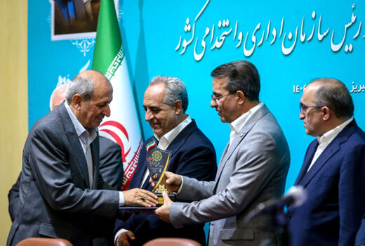 تجلیل از تلاش‌های همدلانه کشاورزان و کارکنان سازمان در کسب افتخار ملی