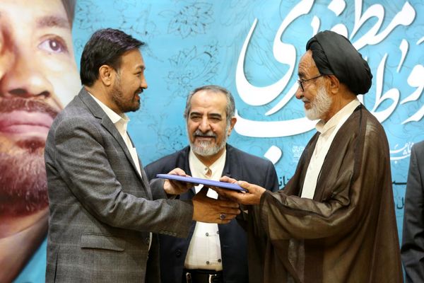 تجدید پیمان فرهنگی ایران و افغانستان در چهل و چهارمین شب شاعر

