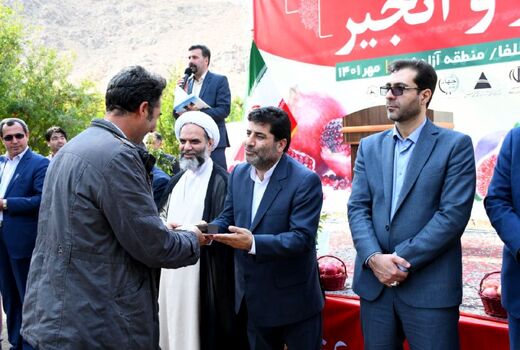 ششمین جشنواره انار و انجیر در نوردوز جلفا برگزار شد