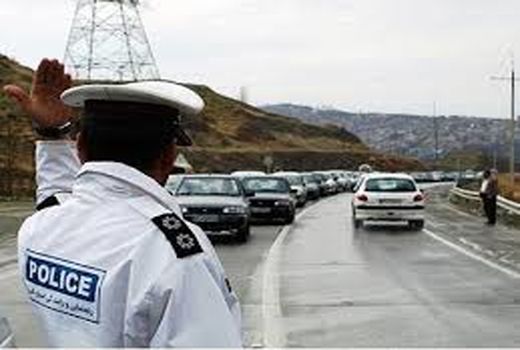 ترافیک سنگین در آزادراه تهران-کرج به دلیل بارندگی