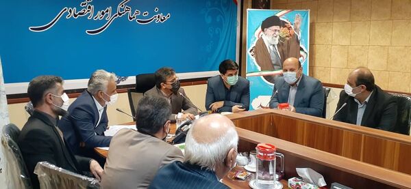 پرتقال کیلویی ۹ هزار تومان، سیب قرمز ۱۱ هزار تومان و سیب زرد ۱۲ هزار تومان