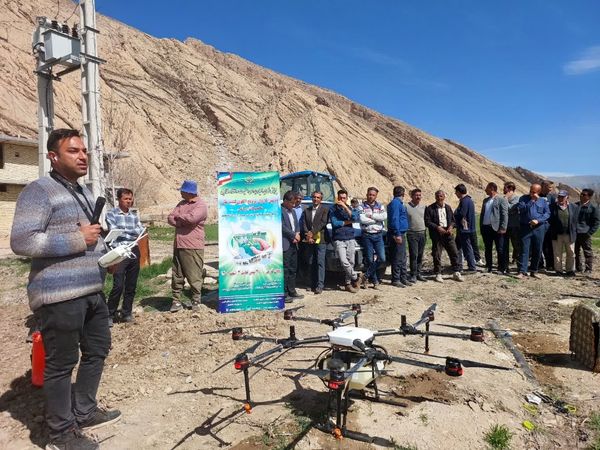 400 رویداد آموزشی با کاروان ترویج الگوی کشت در فارس اجرا شد 