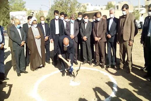 عملیات اجرائی ساخت مجتمع اداری ساختمان جهاد کشاورزی استان کرمان آغاز شد.