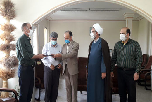 رئیس اداره زندان شهرستان ویژه میانه از مربیان آموزشی مدیریت جهادکشاورزی شهرستان تجلیل کرد