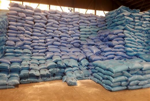  ذخیره سازی 14000 تن انواع کودهای شیمیایی 