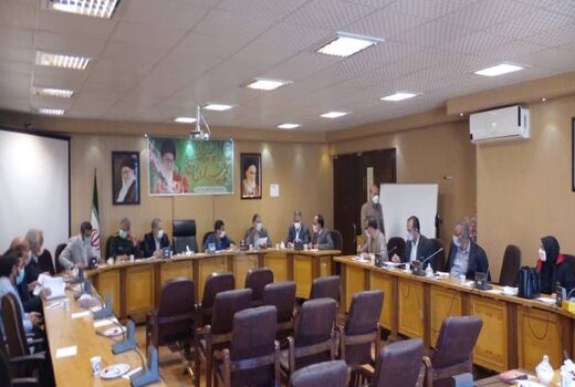 تشکیل سومین جلسه کارگروه راهبردی خرید، ذخیره سازی و توزیع میوه شب عیداستان کرمان