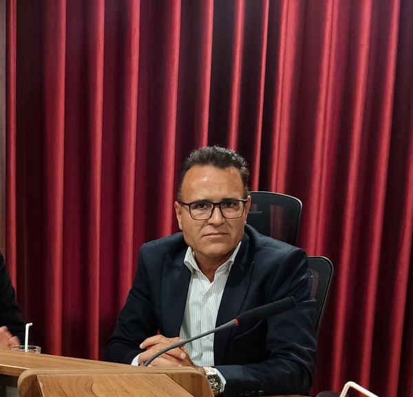 درخواست های تاسیس گلخانه در "درگاه ملی مجوز های کشور" ثبت شود 