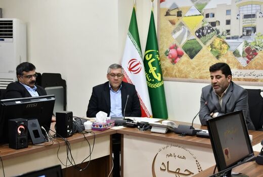 تاکید اکبر فتحی بر نقش ترویج در احیای دریاچه ارومیه 