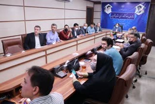 نشست ستاد هماهنگی و پیگیری اجرای طرح توسعه سامانه‌های نوین آبیاری قزوین برگزار شد