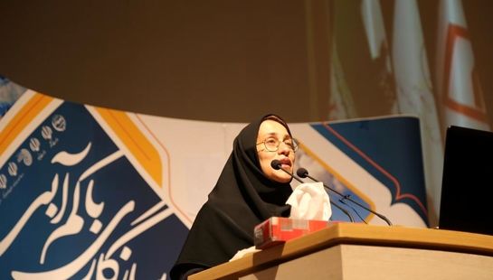 دو مین روز همایش سازگاری با کم آبی روز سه شنبه 4 تیرماه با شعار رونق کسب و کارهای سازگار با کم آبی و با محوریت فعالیت های بخش کشاورزی در وزارت نیرو برگزار شد