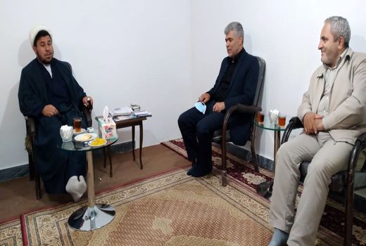 ضرورت صدور اسناد زراعی کشاورزان و مساعدت ائمه جمعه و جماعات درخطبه ها  و پایگاههای مردمی نمازجمعه