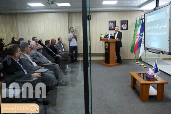 بازدید رییس سازمان دامپزشکی از واحد تولید کننده فرآورده های خام دامی