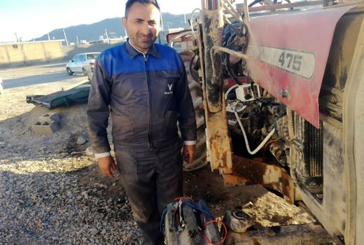 تراکتورهای نی‌ریز به دستگاه پایش هوشمند سوخت مجهز شدند