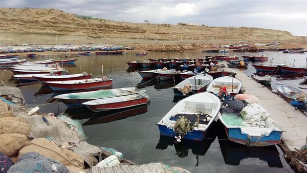 دو شناور صیادی متخلف در بندر تیس شهرستان چابهار توقیف شد