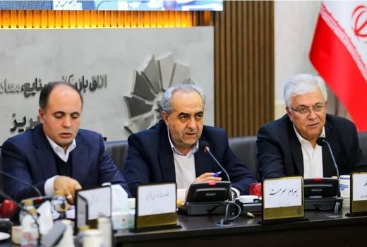  سیاست دولت شکست انحصارات و ایجاد فضای رقابتی است 